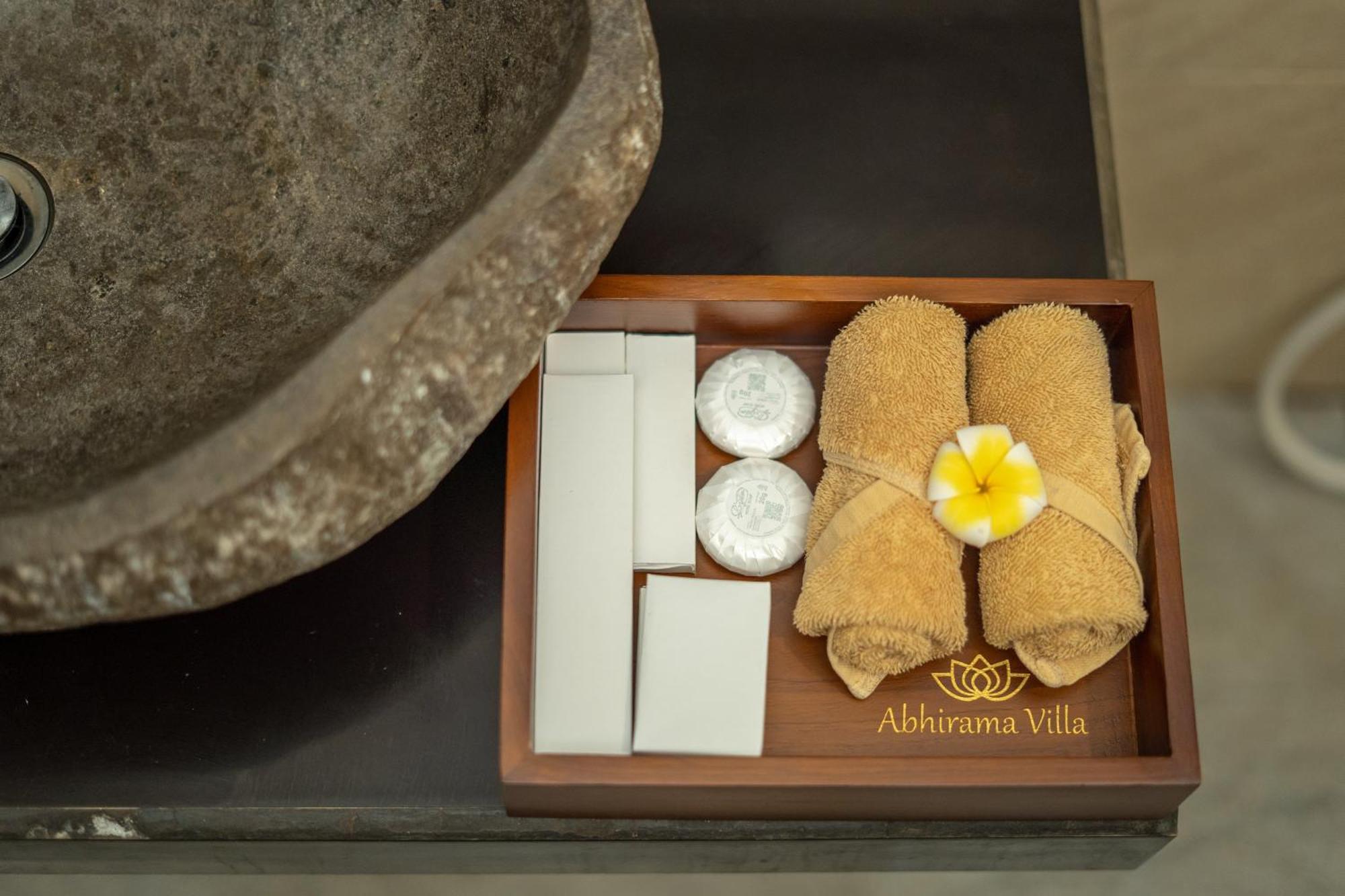 Abhirama Villas And Spa Ubud Esterno foto